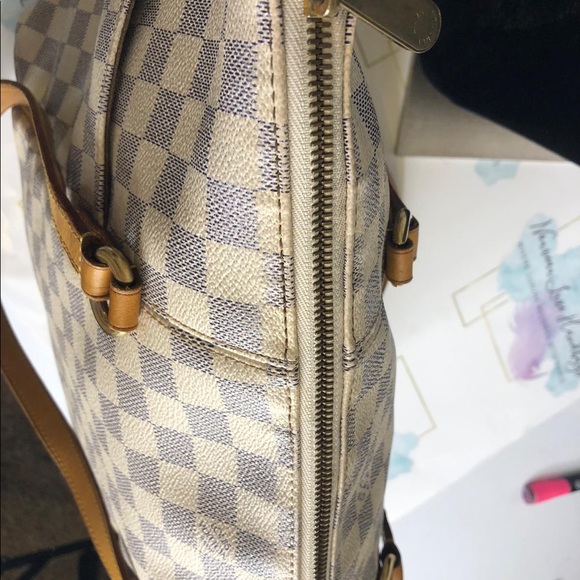 Totally MM - Picture 5 of 12